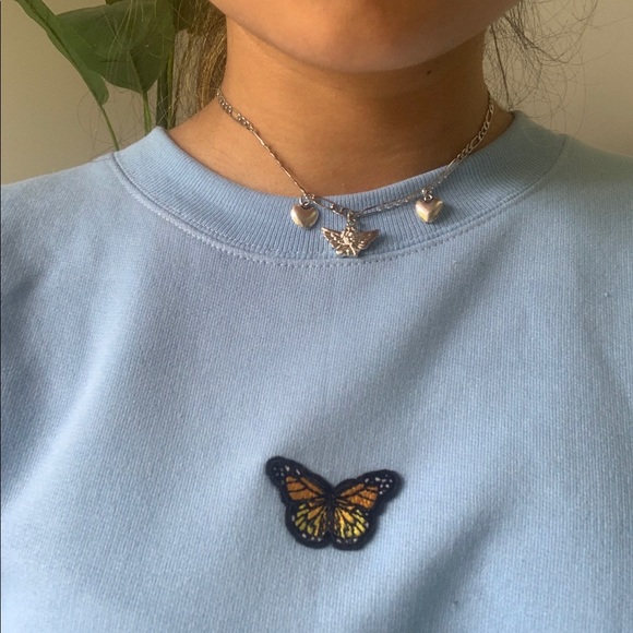 b e s t - s e l l e r✨butterfly baby blue crewneck - Picture 6 of 9